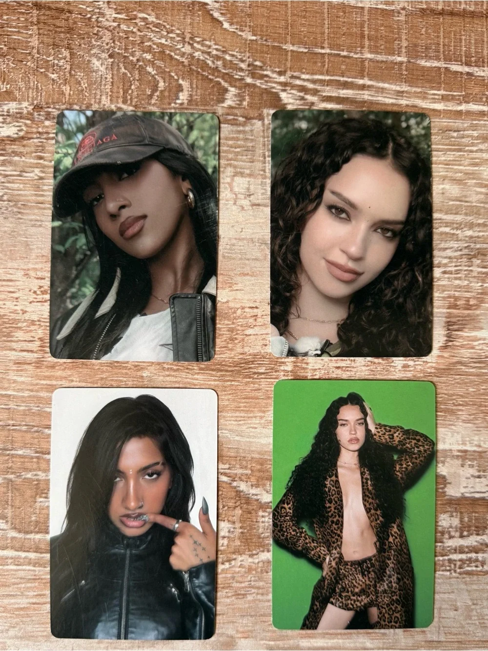 KAISEYE 'Mad & Mad' Purple Photo Card Set - 4 Pieces